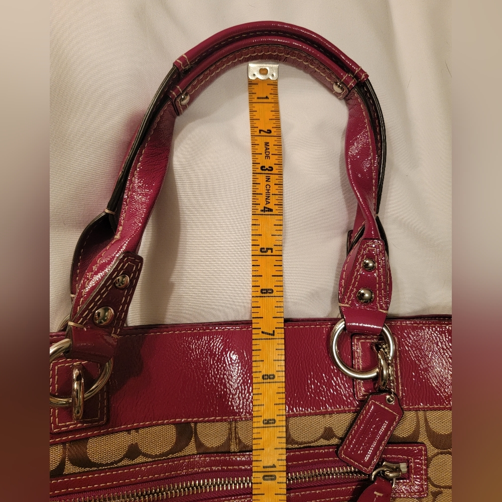 COACH Handbag Signature Canvas with Fuchsia Patent Leather Trim - Large - Picture 16 of 16